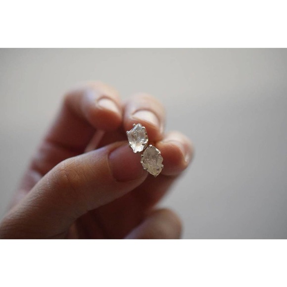 Large 4 carat Raw Quartz Earrings Rough Diamond Earring Natural Diamond … - Picture 5 of 9